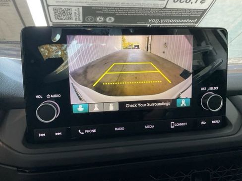 New 2025 Honda Accord SE image 18