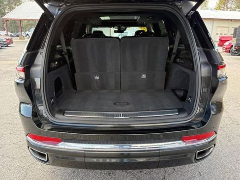 Used 2022 Jeep Grand Cherokee L Overland w/ Advanced Protech Group III image 23