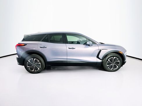 Used 2024 Chevrolet Blazer EV LT AWD/4WD image 10