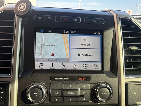 Used 2019 Ford F250 Lariat w/ Chrome Package image 12