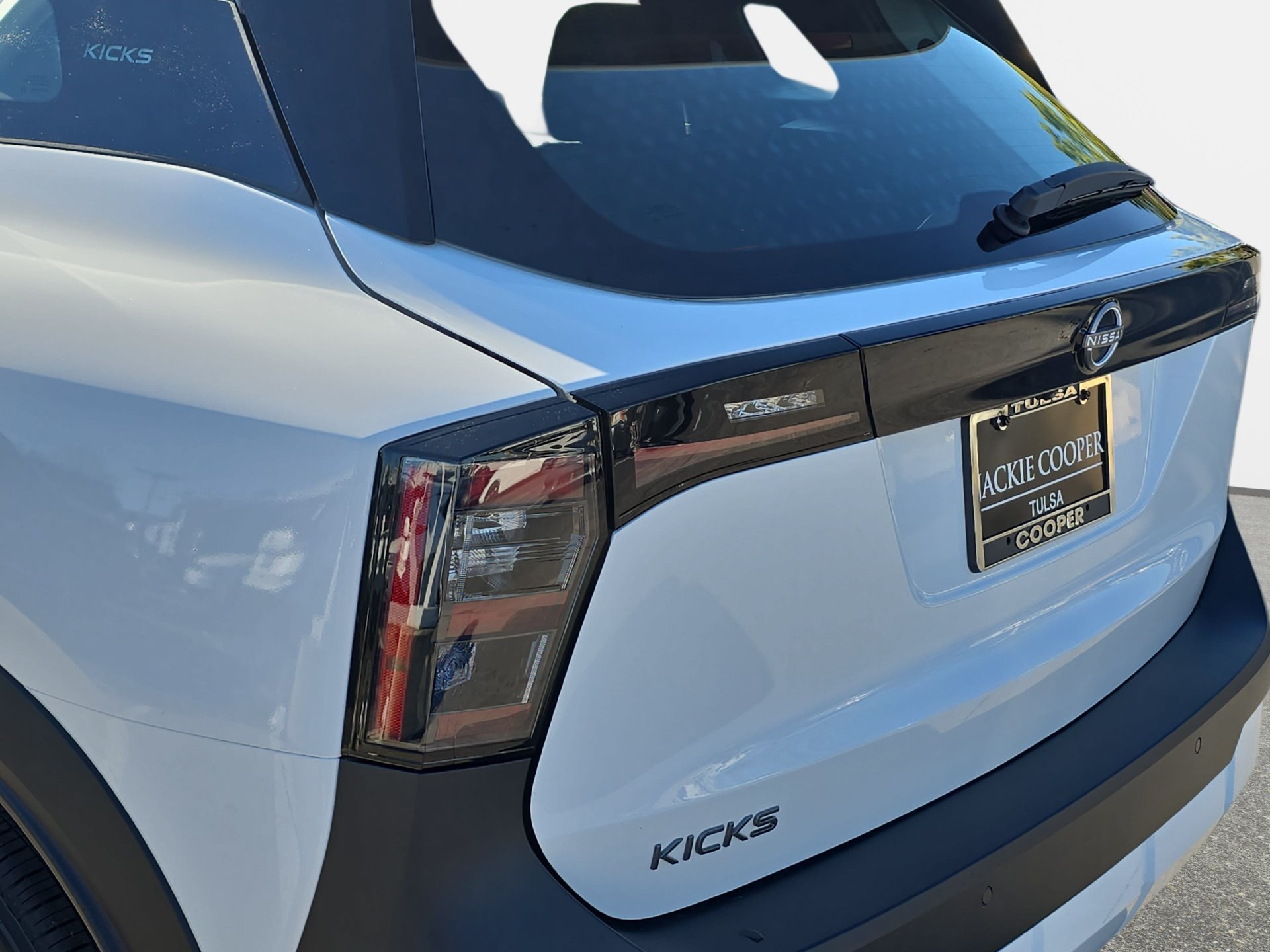 New 2026 Nissan Kicks S w/ Charging Package FWD image 32