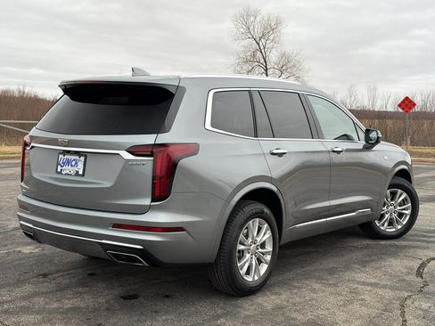 Used 2024 Cadillac XT6 Luxury w/ LPO, Floor Liner Package image 4