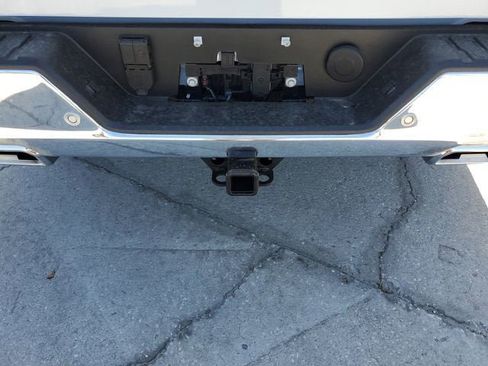 New 2026 GMC Sierra 1500 SLT image 11