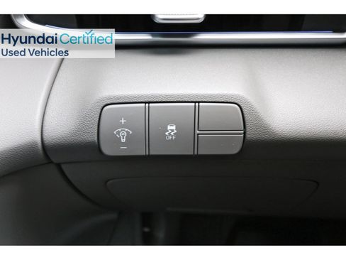 Certified 2024 Hyundai Elantra SEL FWD image 22