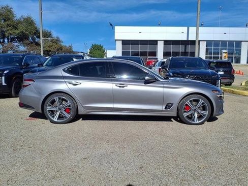 Used 2025 Genesis G70 3.3T Advanced image 2