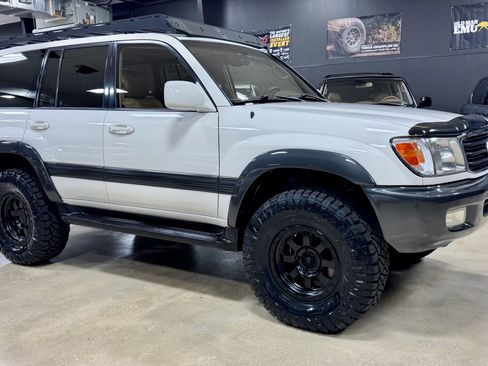 Used 1999 Toyota Land Cruiser AWD/4WD image 7