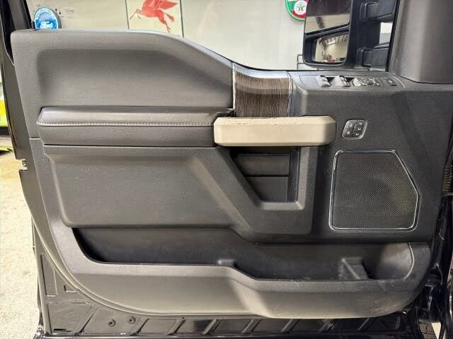 Used 2020 Ford F350 Lariat w/ Lariat Ultimate Package AWD/4WD image 22