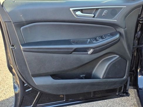 Certified 2023 Ford Edge SEL image 17