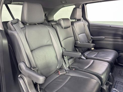 Used 2023 Honda Odyssey Touring image 39