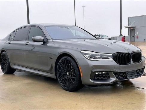 Used 2016 BMW 750i 750i image 3
