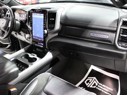 Used 2024 RAM 1500 Laramie AWD/4WD image 18