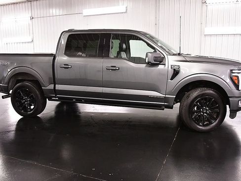 Used 2025 Ford F150 Platinum AWD/4WD image 8