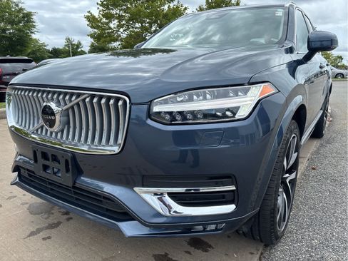 Used 2024 Volvo XC90 B6 Plus w/ Protection Package Premier AWD/4WD image 5
