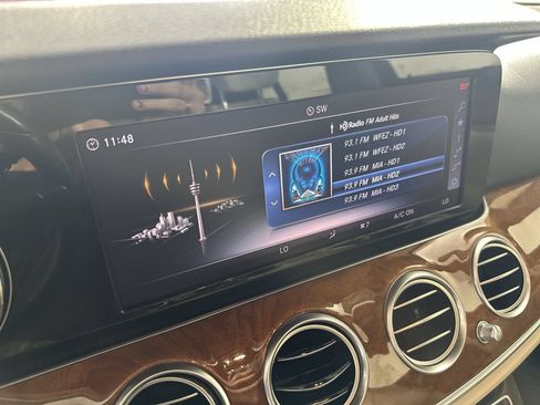 Used 2018 Mercedes-Benz E 300 image 16