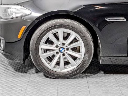 Used 2016 BMW 528i Sedan w/ Premium Package image 29