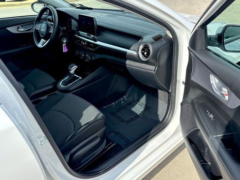 Used 2023 Kia Forte LXS image 23