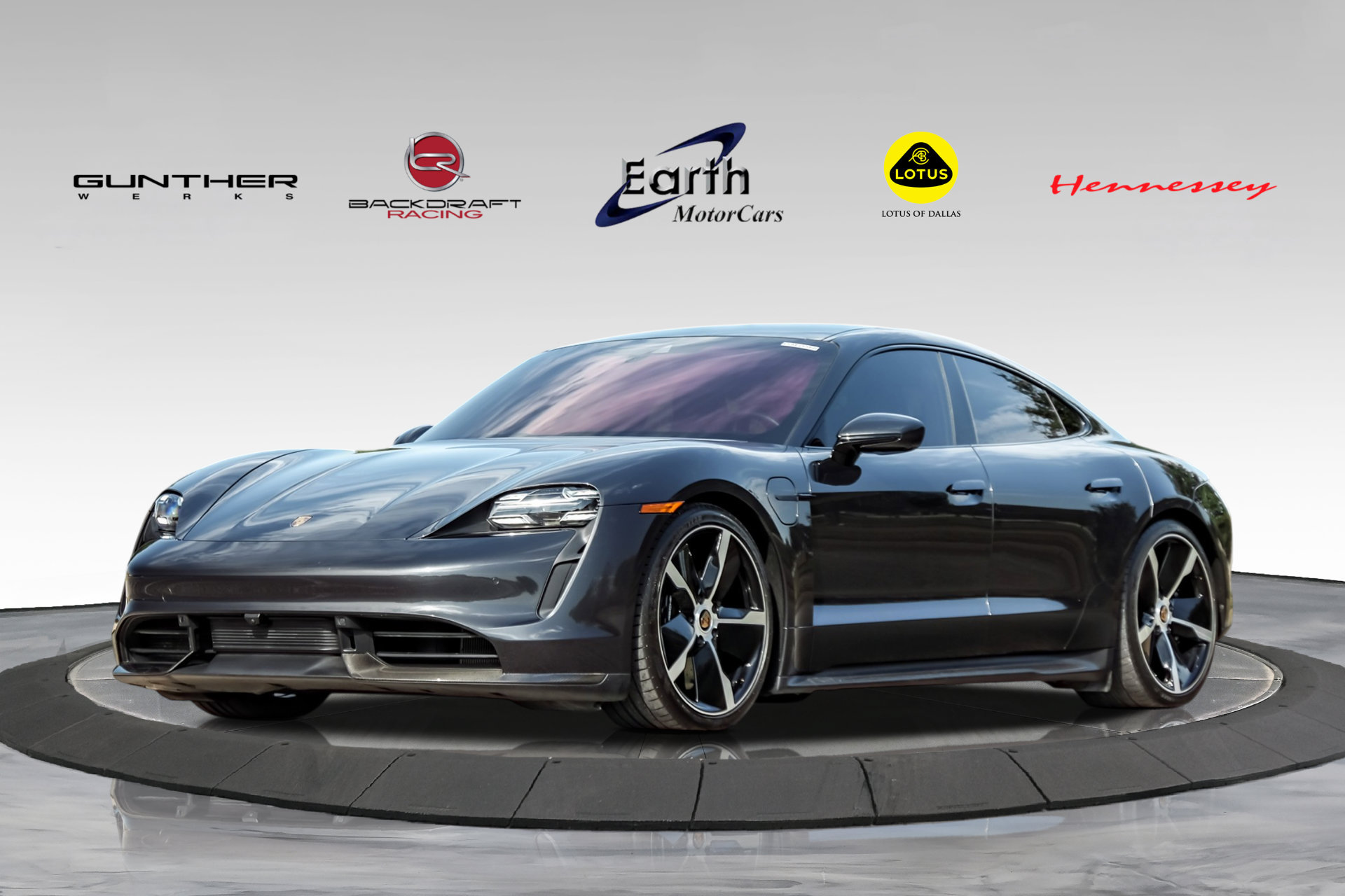 Used 2021 Porsche Taycan Turbo S AWD/4WD image 1