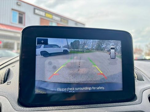 Used 2020 Ford Transit Connect XLT image 24