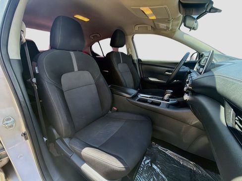 Used 2021 Nissan Sentra SV FWD image 28