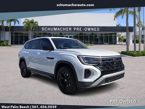 Used 2024 Volkswagen Atlas Peak Edition SEL AWD/4WD image 1
