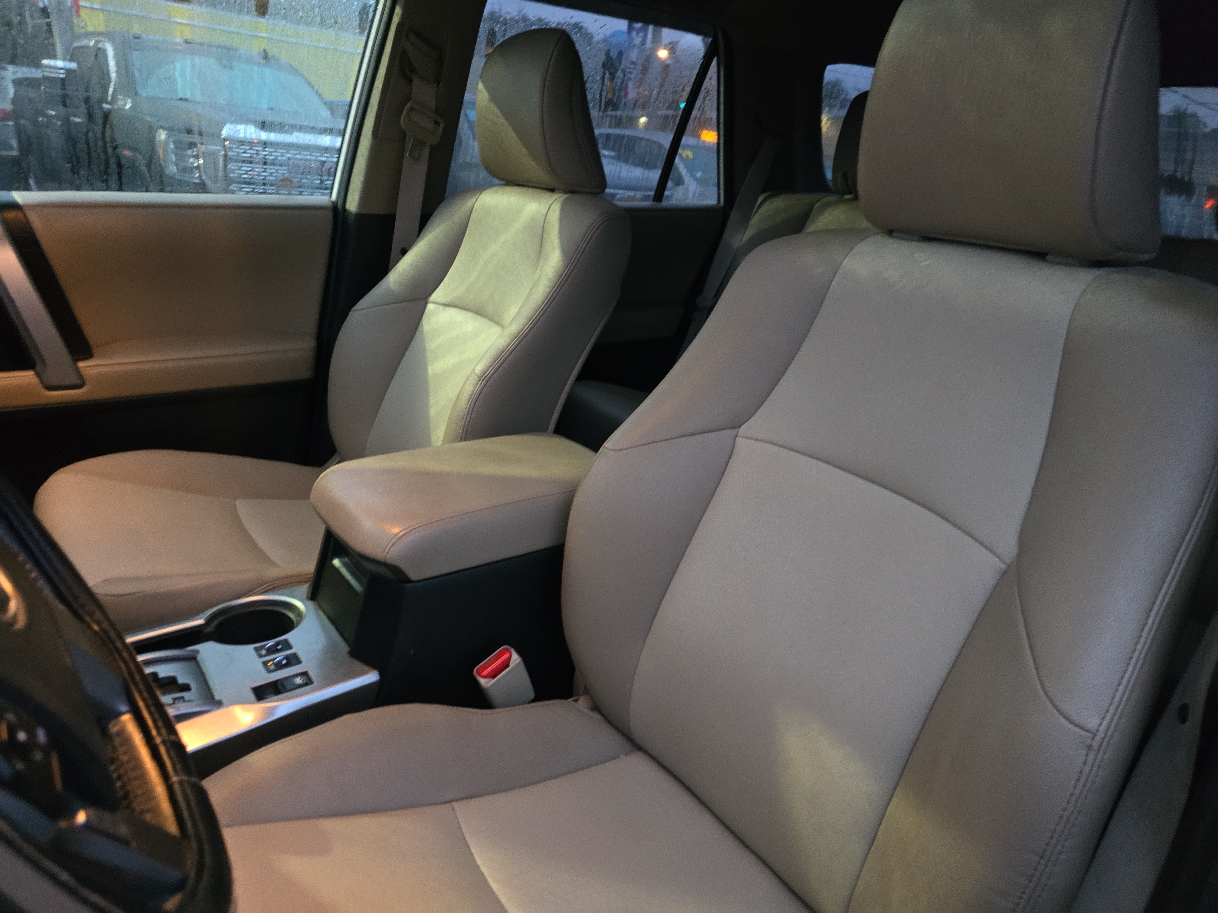Used 2018 Toyota 4Runner SR5 Premium AWD/4WD image 14