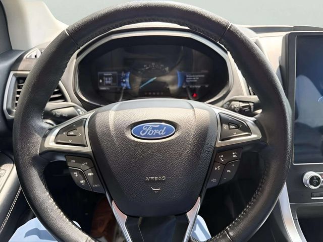 Used 2024 Ford Edge SEL AWD/4WD image 8