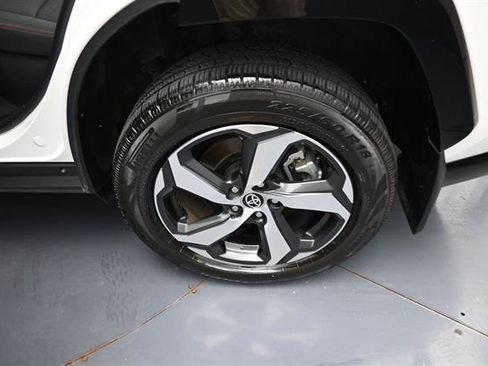 Used 2024 Toyota RAV4 SE w/ Weather & Moonroof Package AWD/4WD image 23