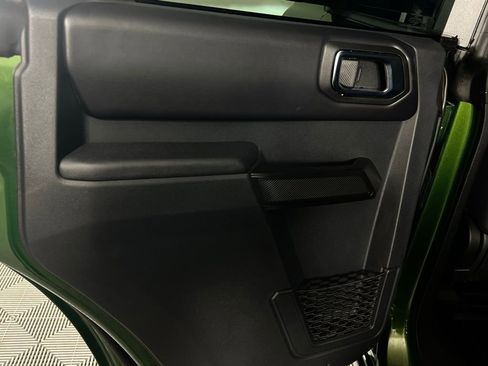 Used 2025 Ford Bronco Badlands image 25