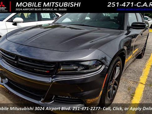 Used 2019 Dodge Charger SXT w/ Blacktop Package AWD/4WD image 1