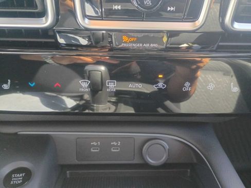 New 2026 Nissan Sentra SV w/ SV Convenience Package FWD image 15