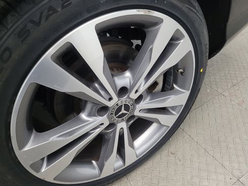 Used 2021 Mercedes-Benz C 300 4MATIC Sedan w/ Premium Package image 31