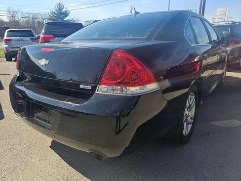 Used 2015 Chevrolet Impala LT w/ LT Sunroof Package image 11