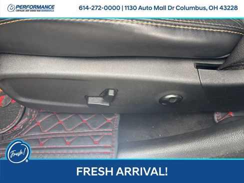 Used 2014 Dodge Charger R/T image 18