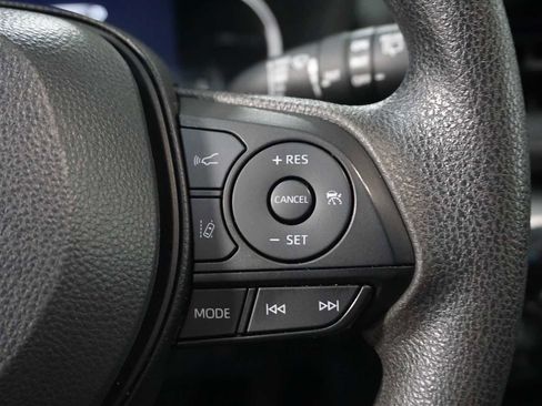 Used 2024 Toyota RAV4 XLE image 23