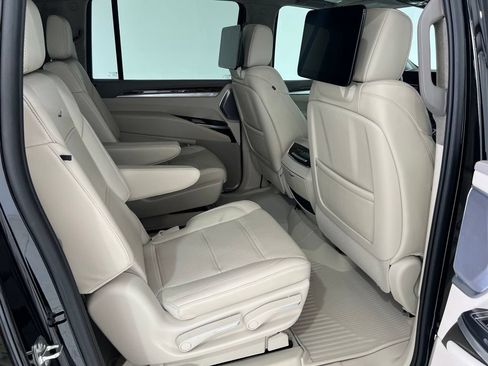 Used 2026 Cadillac Escalade ESV Platinum Sport w/ LPO, ONYX Package AWD/4WD image 27