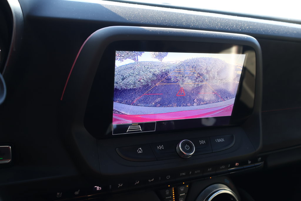 Used 2020 Chevrolet Camaro ZL1 RWD image 24