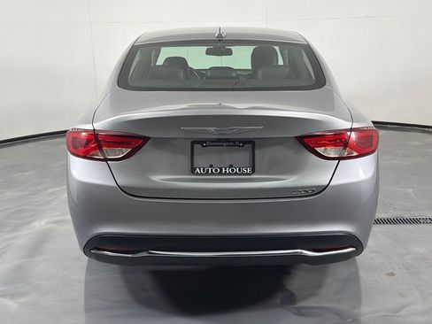 Used 2016 Chrysler 200 Limited FWD image 6