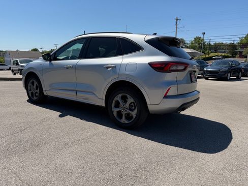 Used 2024 Ford Escape ST-Line AWD/4WD image 9