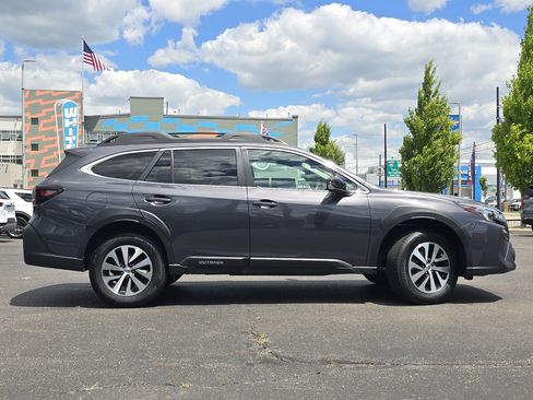 Used 2023 Subaru Outback Premium AWD/4WD image 21