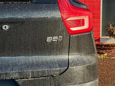Used 2023 Volvo XC40 B5 Plus w/ Protection Package Premier AWD/4WD image 46