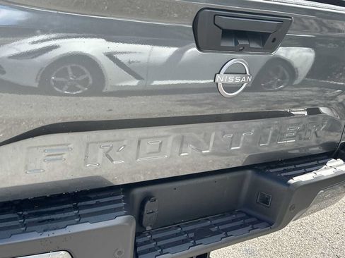 Used 2026 Nissan Frontier SV w/ SV Convenience Package RWD image 11