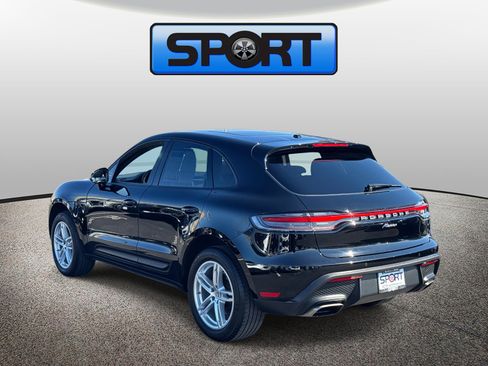 Used 2024 Porsche Macan image 22