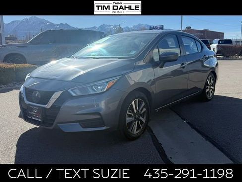 Used 2021 Nissan Versa SV FWD image 4