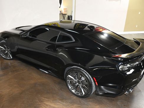Used 2023 Chevrolet Camaro ZL1 image 80