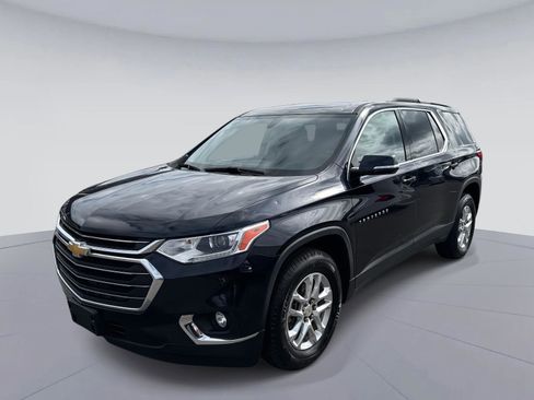 Used 2020 Chevrolet Traverse LT image 8