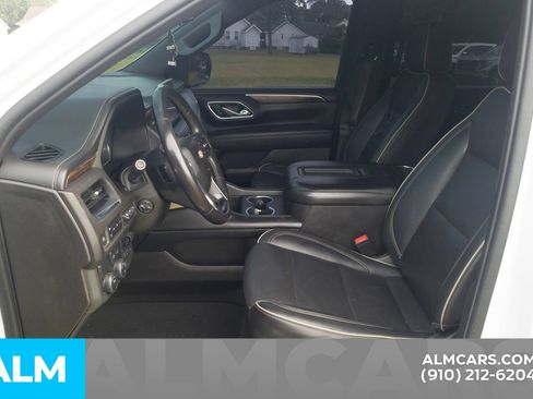 Used 2021 Chevrolet Suburban Premier w/ Premium Package RWD image 6