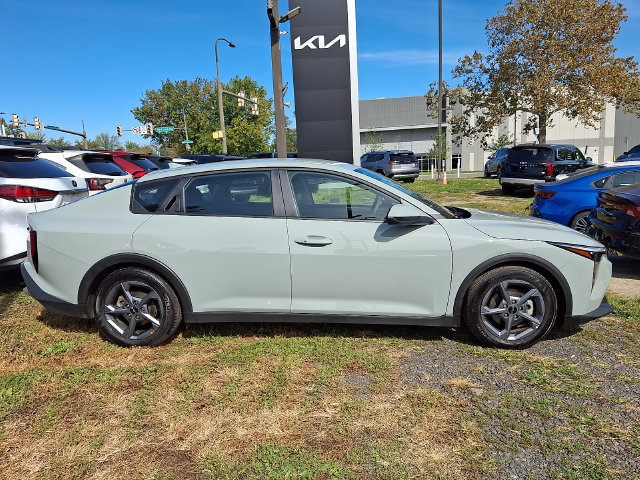 Certified 2026 Kia K4 FWD image 7