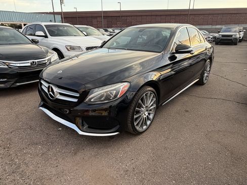 Used 2015 Mercedes-Benz C 300 4MATIC Sedan image 1