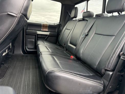 Used 2018 Ford F150 Lariat w/ Equipment Group 502A Luxury image 29