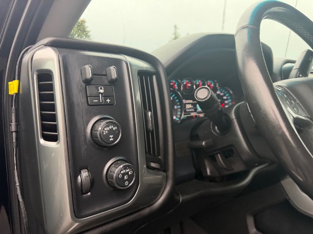 Used 2018 Chevrolet Silverado 1500 LT w/ True North Edition AWD/4WD image 27